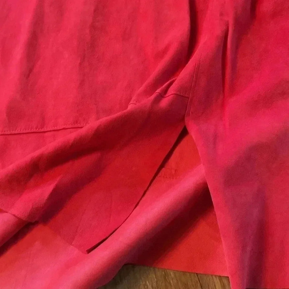 Elie Tahari NWT Regina skirt - size 4 - red - lamb suede - Picture 7 of 8